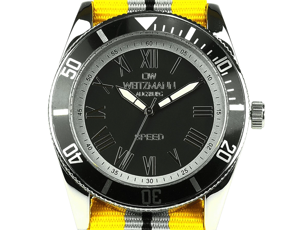 Bundle 4 • Herren-Uhren /// Boston, elegante Herren-Uhr, mit rotem Zifferblatt und Edelstahlband / Classic, klassische Herren-Uhr, mit grünem Zifferblatt, Milanaiseband / Geschenkt dazu: Speed, Unisex Armband-Uhr, gestreiftes Natoband, schwarze Lünette - Bild 15